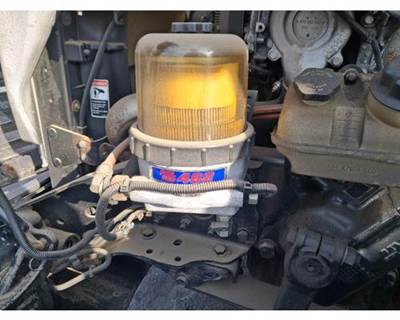 Davco Fuel Pro 482 Fuel / Water Separator for a Freightliner CASCADIA
