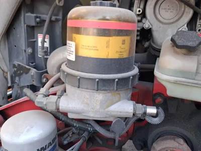 Freightliner Cascadia 125 Fuel / Water Separator