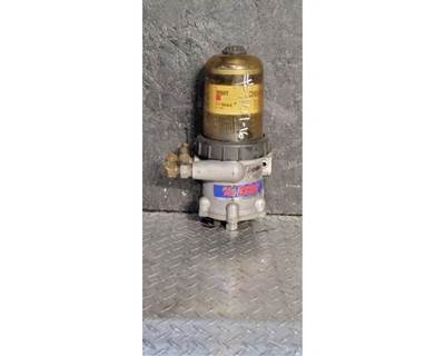 Freightliner Cascadia 125 Fuel / Water Separator