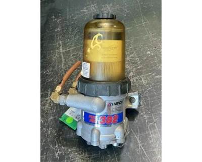 Freightliner Cascadia 125 Fuel / Water Separator
