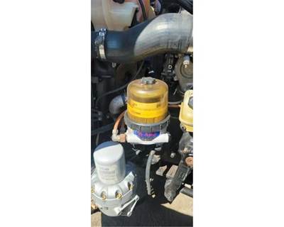 Freightliner Cascadia 125 Fuel / Water Separator