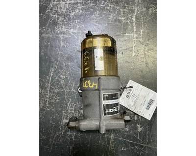 Freightliner Cascadia 126 Fuel / Water Separator