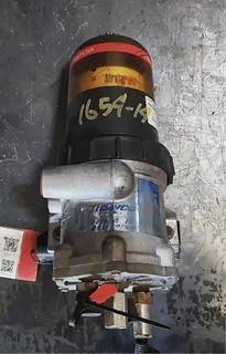 Freightliner Columbia 120 Fuel / Water Separator