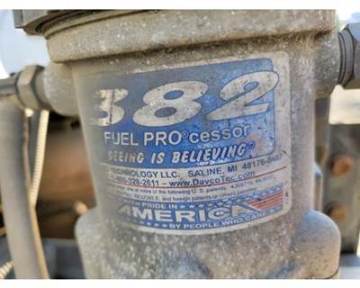 International 8600 Fuel / Water Separator