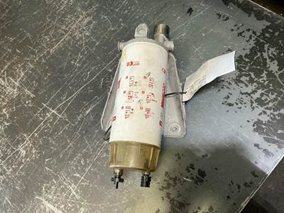 International LT625 Fuel / Water Separator