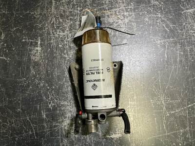 International LT625 Fuel / Water Separator