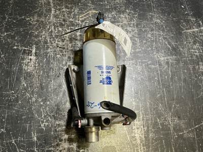 International LT625 Fuel / Water Separator