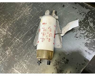 International LT625 Fuel / Water Separator