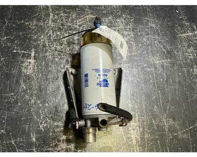 International LT625 Fuel / Water Separator