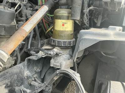 Kenworth T680 Fuel / Water Separator