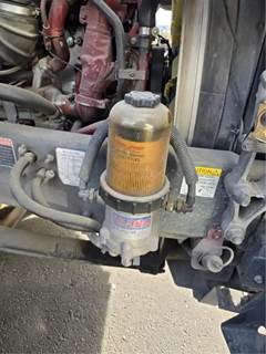 Mack CXU613T Fuel / Water Separator