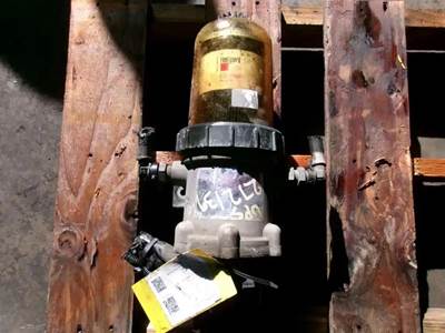 Mack Pinnacle CXU612 Fuel / Water Separator for a Mack CXU612