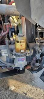 Mack Pinnacle CXU612 Fuel / Water Separator for a Mack CXU612