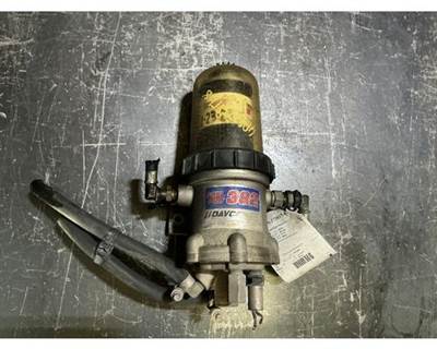 Mack Pinnacle CXU612 Fuel / Water Separator for a Mack CXU612