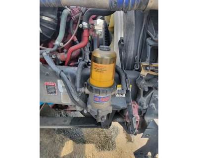 Mack Pinnacle CXU612 Fuel / Water Separator for a Mack CXU612