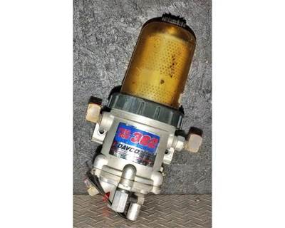 Mack Pinnacle CXU612 Fuel / Water Separator for a Mack CXU612