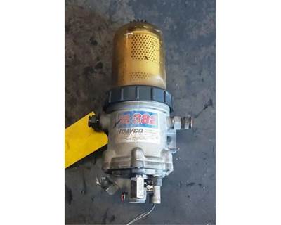 Mack Pinnacle CXU613 Fuel / Water Separator for a Mack CXU613