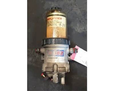 Mack Pinnacle CXU613 Fuel / Water Separator for a Mack CXU613