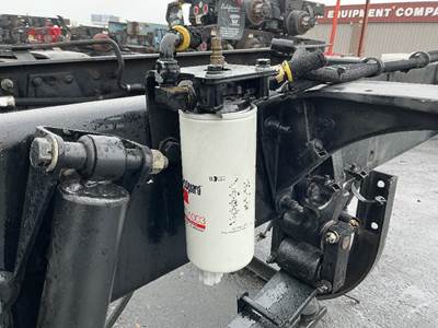 Peterbilt 348 Fuel / Water Separator