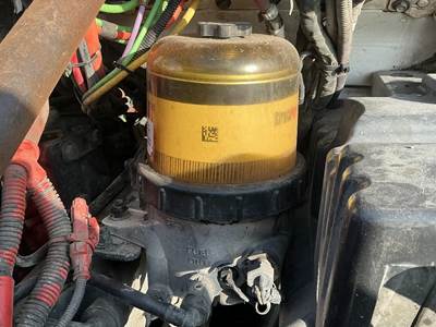 Peterbilt 579 Fuel / Water Separator