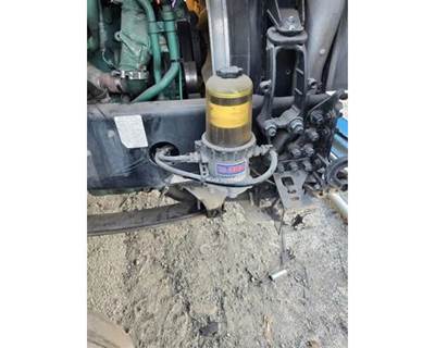 Volvo VNL Fuel / Water Separator