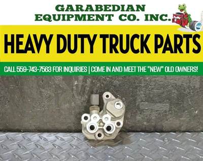 Detroit DD15 Fuel Injector