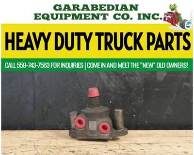 International MaxxForce 13 Fuel Injector