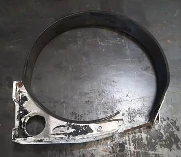 Peterbilt 377 Fuel Tank Strap / Bracket