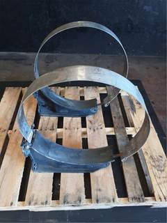 Peterbilt 384 Fuel Tank Strap / Bracket