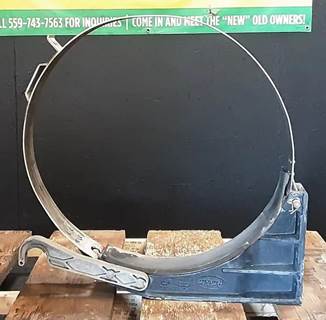 Peterbilt 387 Fuel Tank Strap / Bracket