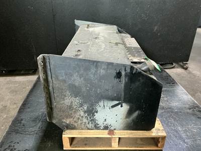 Ford F-700 Left Fuel Tank for a Ford F700