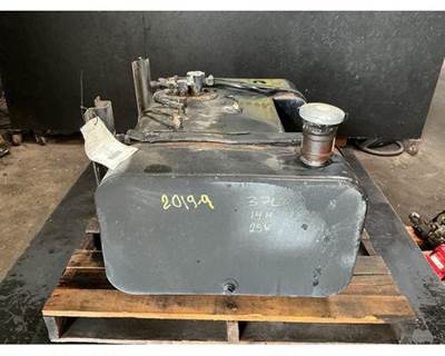 Ford F-700 Right Fuel Tank for a Ford F700