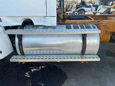 Ford L8513 Left Fuel Tank