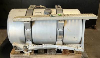 Freightliner Cascadia 113 Right Fuel Tank