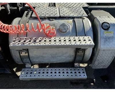 Freightliner Cascadia 113 Left Fuel Tank