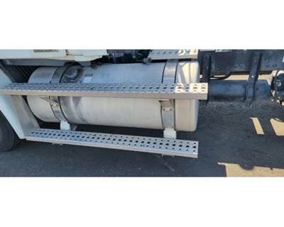Freightliner Cascadia 113 Left Fuel Tank