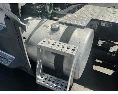 Freightliner Cascadia 113 Fuel Tank for a Freightliner CASCADIA