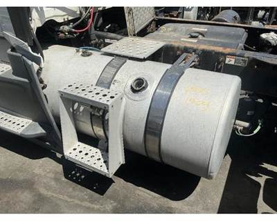 Freightliner Cascadia 113 Fuel Tank for a Freightliner CASCADIA