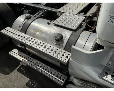 Freightliner Cascadia 113 Fuel Tank for a Freightliner CASCADIA