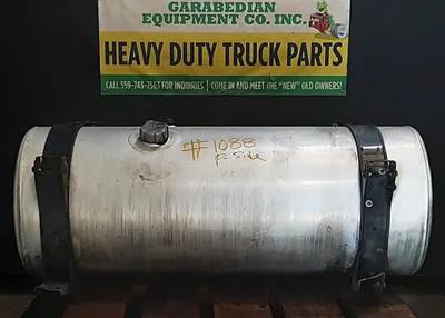 Freightliner Cascadia 125 Right Fuel Tank