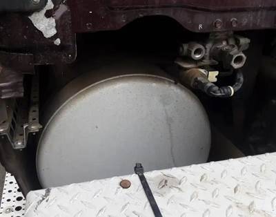 Freightliner Cascadia 125 Left Fuel Tank