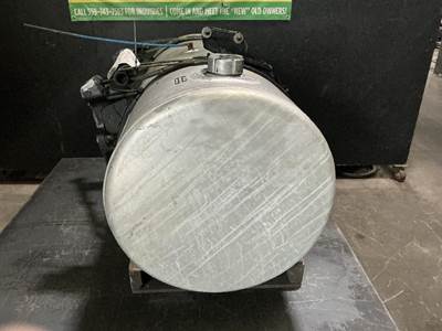 Freightliner Cascadia 125 Right Fuel Tank