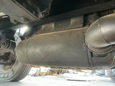 Freightliner Cascadia 125 Left Fuel Tank