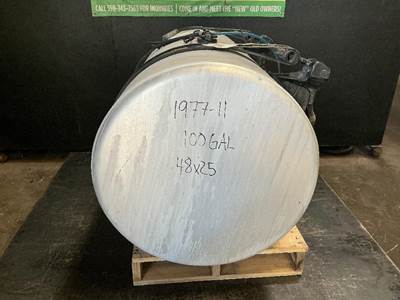 Freightliner Cascadia 125 Left Fuel Tank
