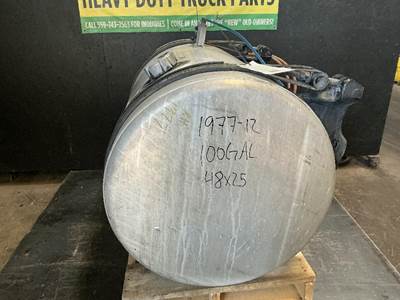 Freightliner Cascadia 125 Right Fuel Tank