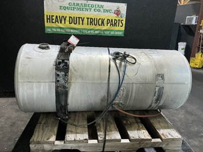 Freightliner Cascadia 125 Left Fuel Tank