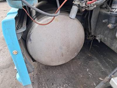 Freightliner Cascadia 125 Fuel Tank for a Freightliner CASCADIA