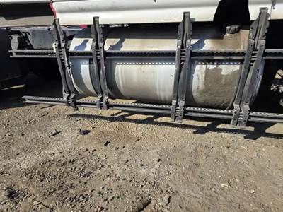 Freightliner Cascadia 125 Right Fuel Tank