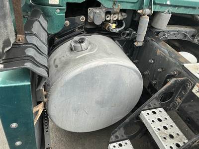 Freightliner Cascadia 125 Left Fuel Tank for a Freightliner CASCADIA