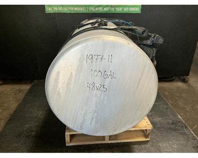 Freightliner Cascadia 125 Left Fuel Tank